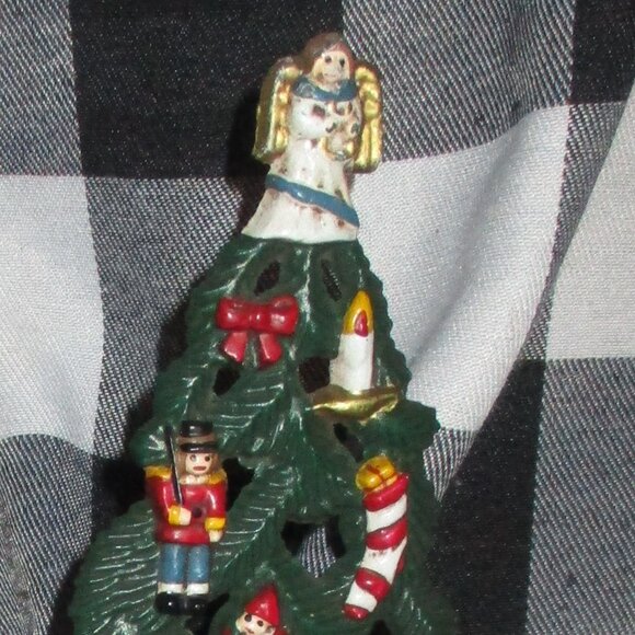 Midwest of Cannon Falls Cast Iron Holiday Tree Christmas 7" Stocking Holder - Picture 3 of 6
